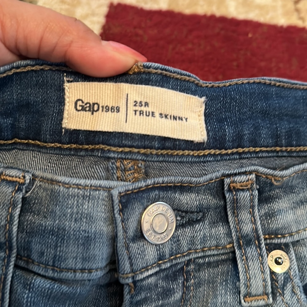Gap True Skinny Jeans - Picture 2 of 12